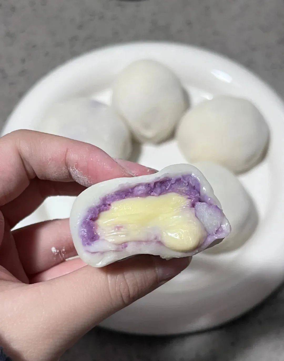 大家根据需求可以翻倍去做,一次性多做点,天冷放入微波炉叮20秒就可以