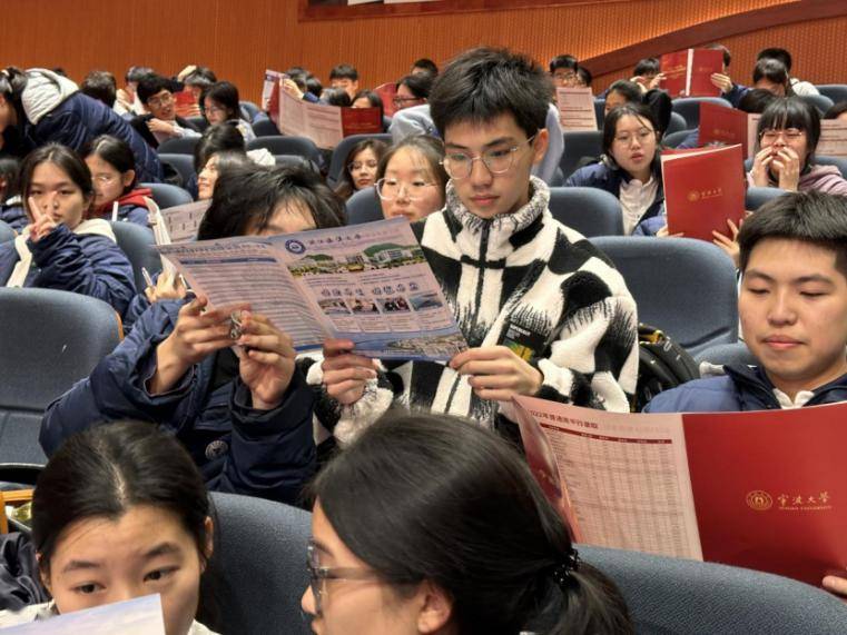 感恩母校行(95) | 走进温州市第八高级中学_活动_人文化_高中