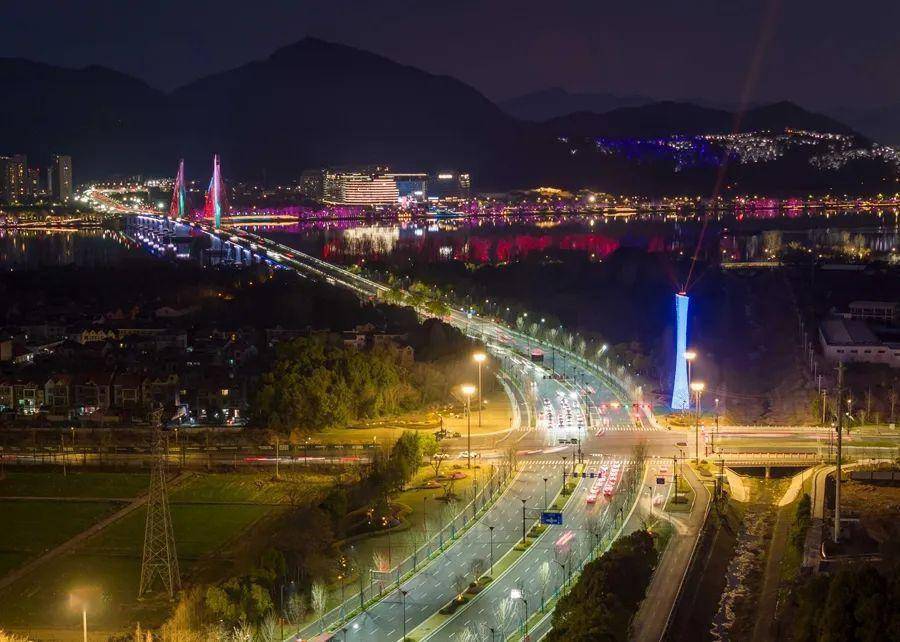 杭州富阳夜景图片