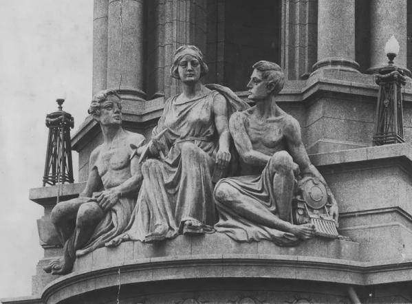 凝固鲜活的城市记忆,虹口那些有故事感的雕塑群像_鲁迅_霍元甲_上海