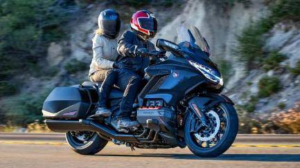 nt1100降幅25300元;crf1100l降幅29400元;cb1100降幅36000元;cm1100