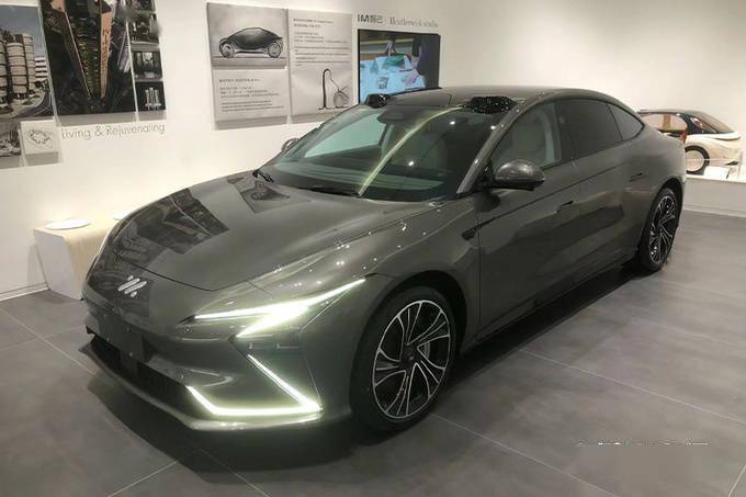 由比亚迪率先打响的这轮价格战,马上又