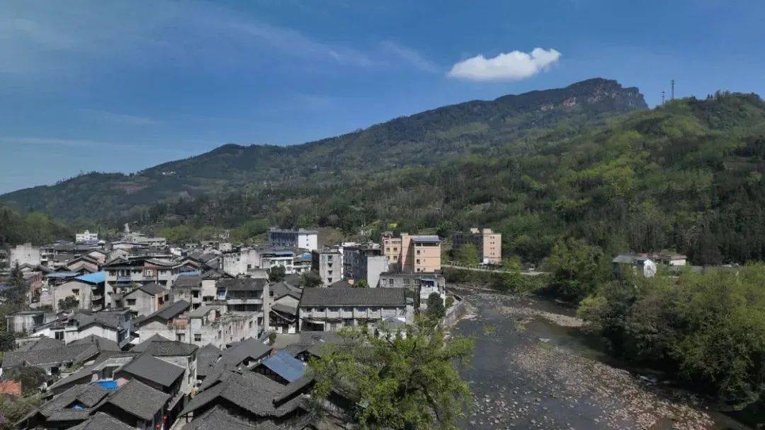 来乐山这11个古镇赴一场人间烟火_罗城镇_美食_犍为县