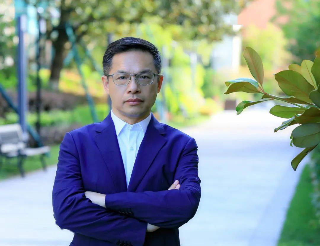 上海新纪元双语学校校长李海林:办一所有温度的学校_教育_孩子_理论