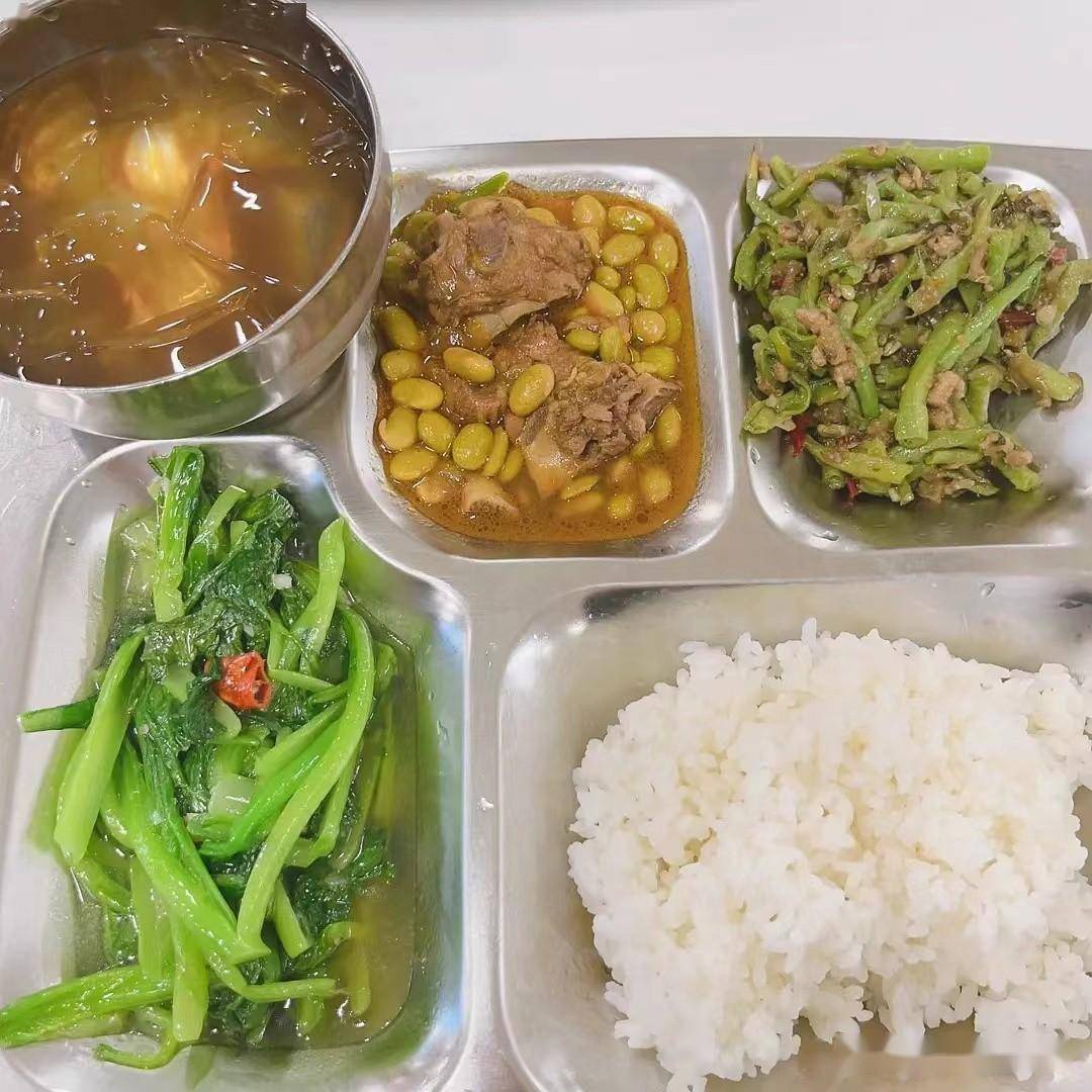 春节开工,浙江老板晒员工伙食,自夸遥遥领先,遭网友吐槽