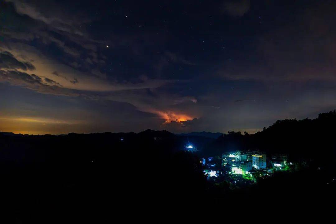 吴思:唤雷 |夜航船·小说_汪道衡_刘珍_时候