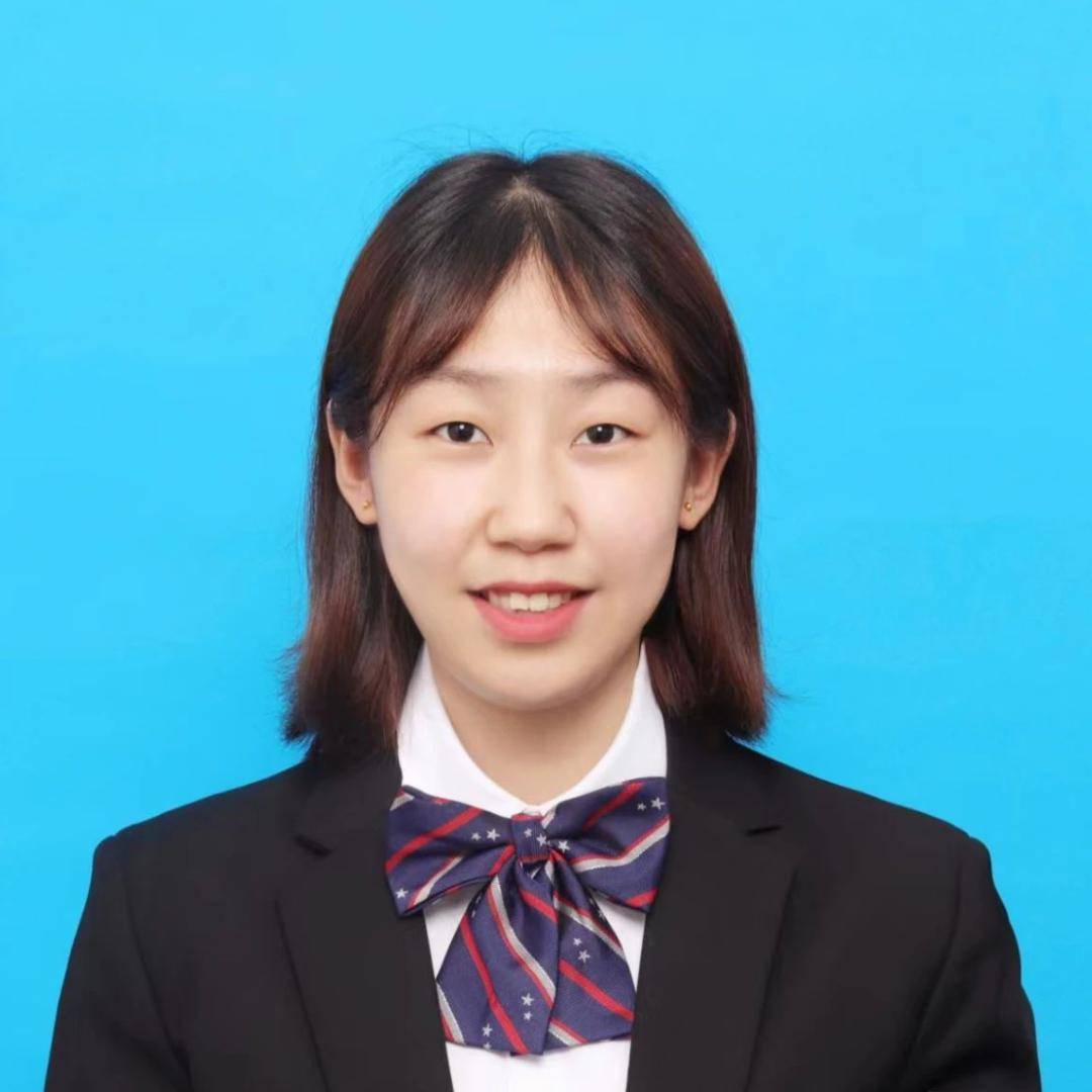 来自西海岸的两旅客出手,救回!_徐艺嘉_潘雨欣_青岛