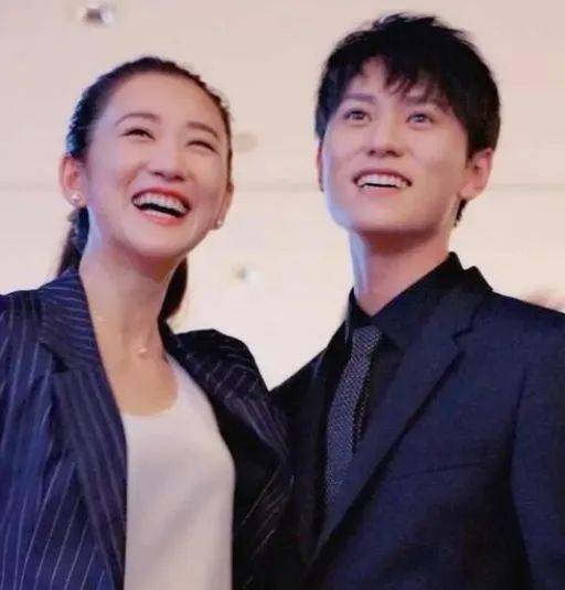 她将弟弟带入演艺圈,如今自己一直不温不火,弟弟却成功出名_李玥_俊杰