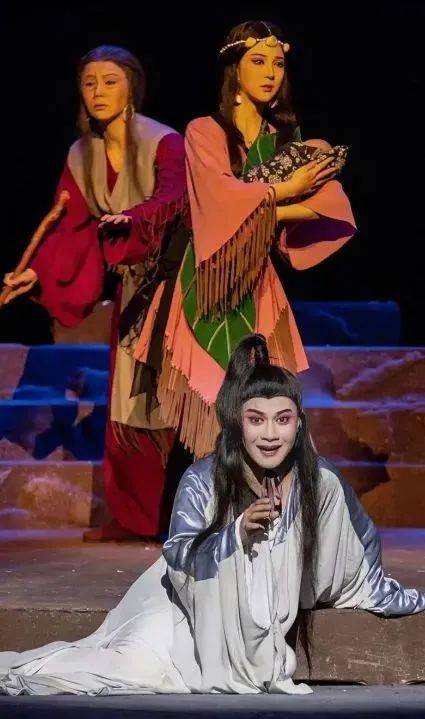 龙年第一部炸裂剧情 逆天反转大戏,这么刺激的故事是