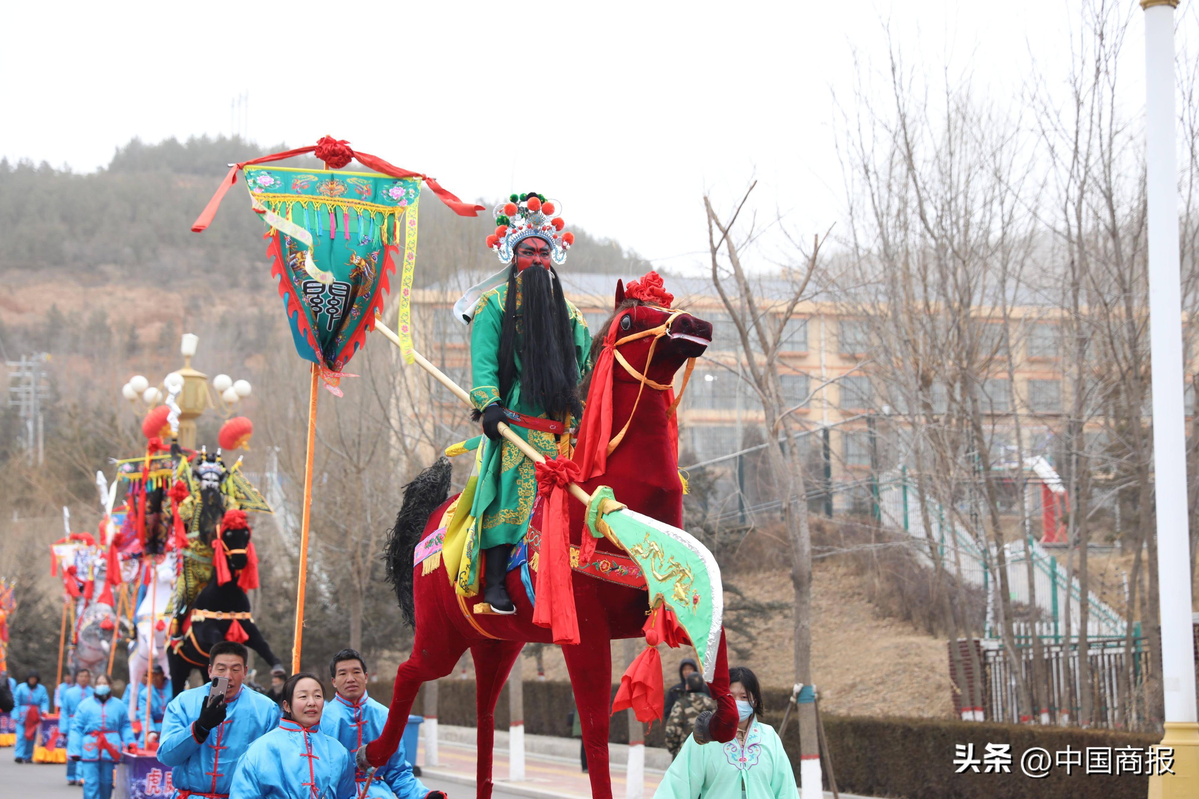 宁夏隆德:在社火中感受火热新春_表演_文化_传承