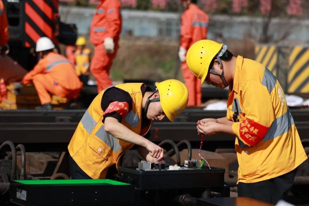 设备升级换代!贵阳南编组站"心脏手术"取得圆满成功