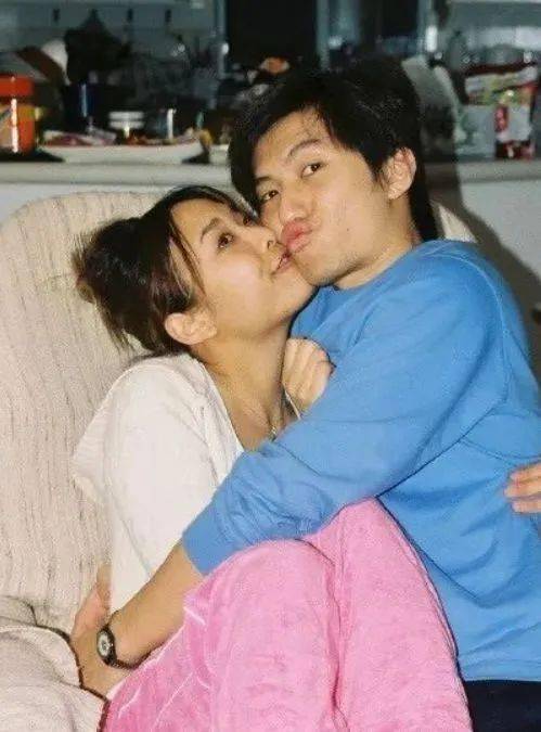 袁伟豪_香港_夫妇