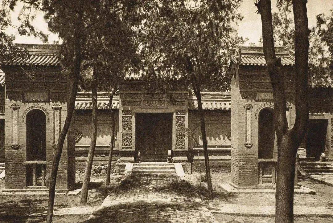 西安府 大清真寺前庭院▲ 西安府 大雁塔▲ 西安府 小雁塔▲ 庙