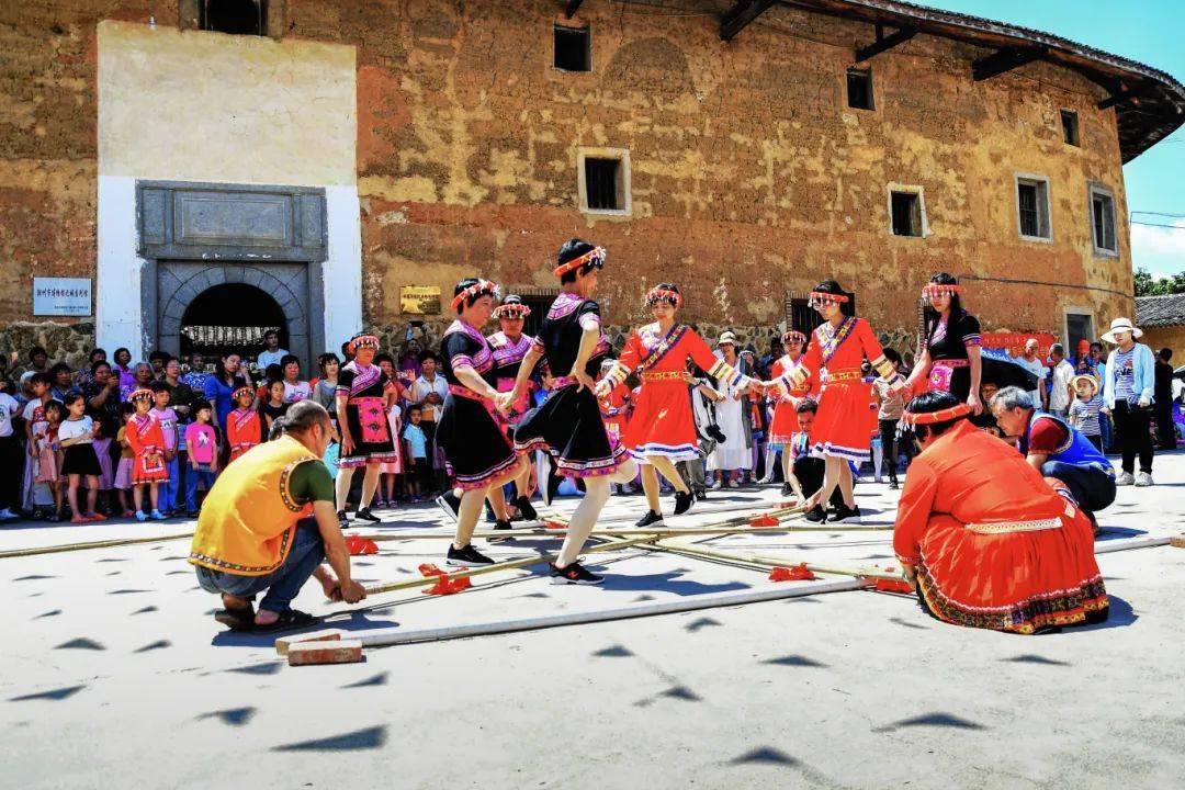 "邮"大美饶平|《风韵饶平》之畲族歌舞_舞蹈_蓝屋_民族