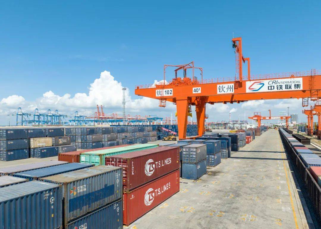今年西部陆海新通道铁海联运班列已突破11万标箱_钦州港_铁路_货物