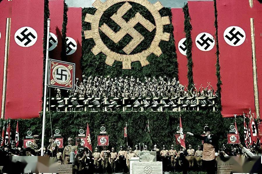 纳粹旗帜壁纸图片