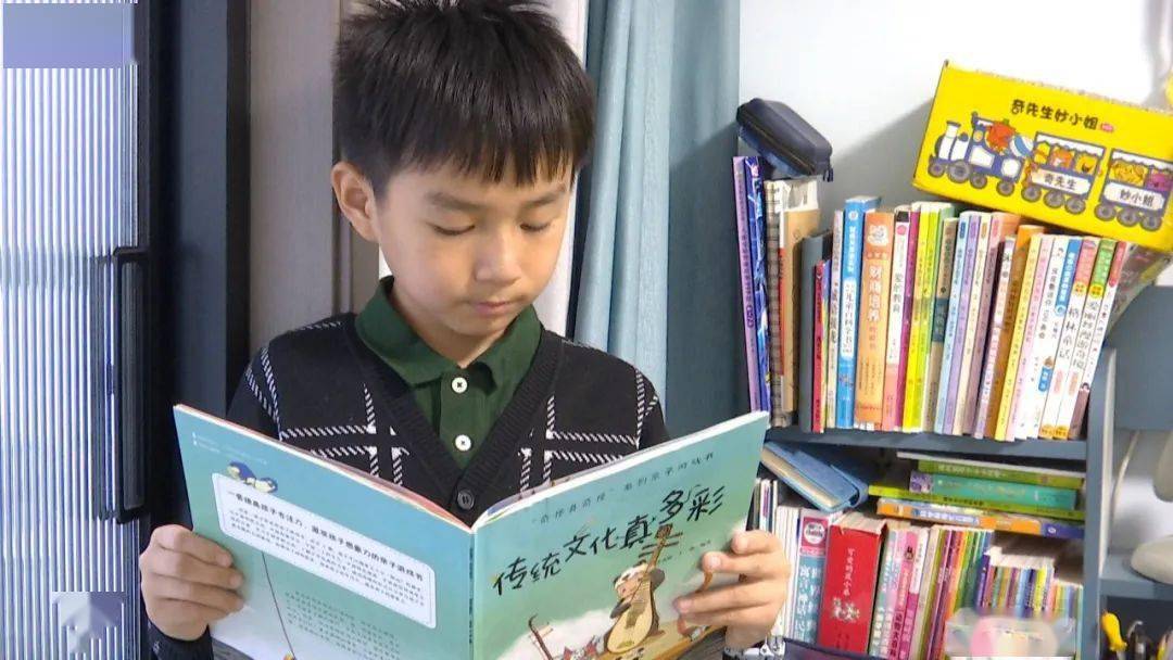 延迟开学有回复了_李佳泽_绘画_画室