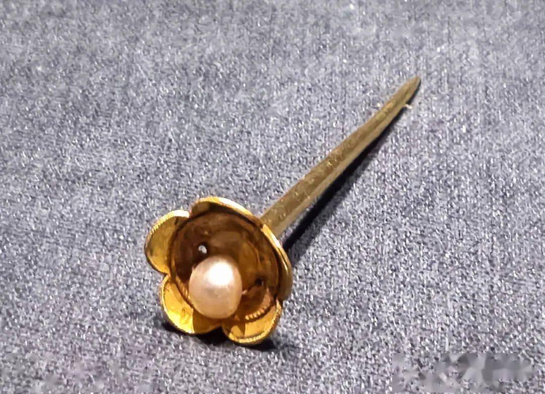 嵌紫晶兔金簪白玉嵌珠宝花蝶金簪嵌宝石白玉万字双兔