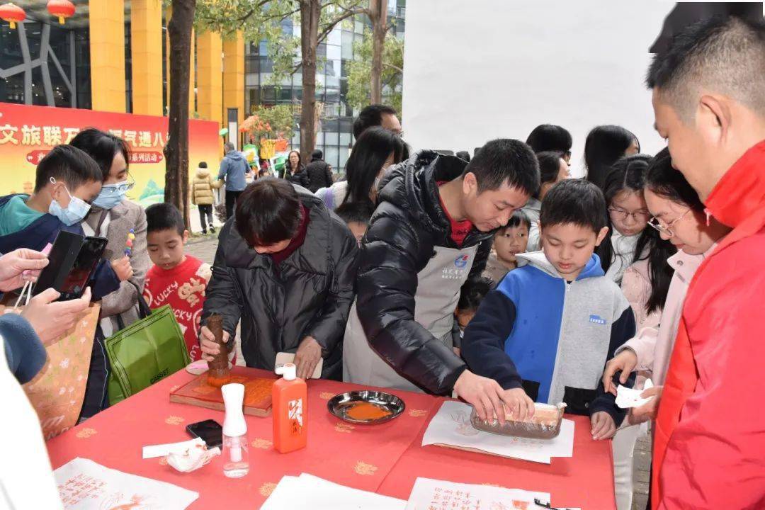 鼓楼:非遗文化闹元宵 传统民俗韵味浓_朱子文_读者_文明