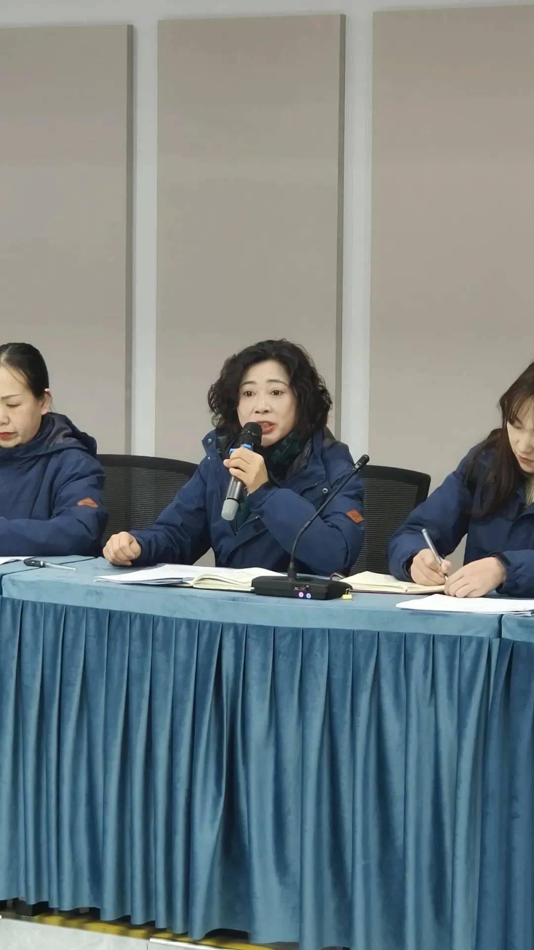 沣东新城第九小学举行 2024年春季开学工作会_教育_进行了_本学期