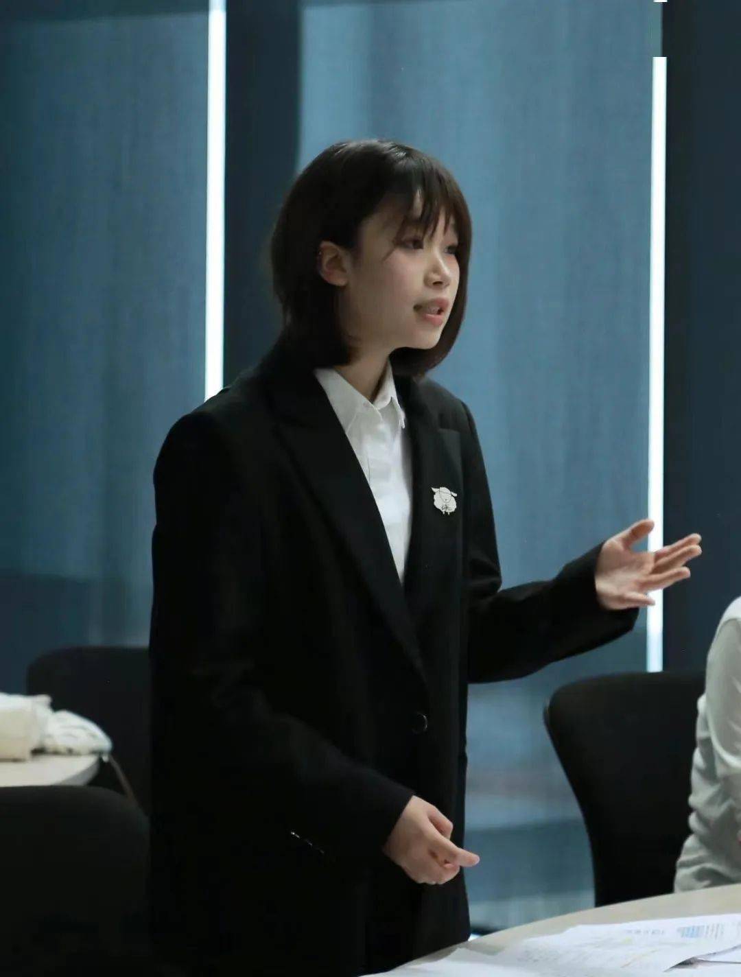 钟汶珊沈祺昊韩笑王诗宇左右滑动查看更多教练及裁判后续辩题预告敬请