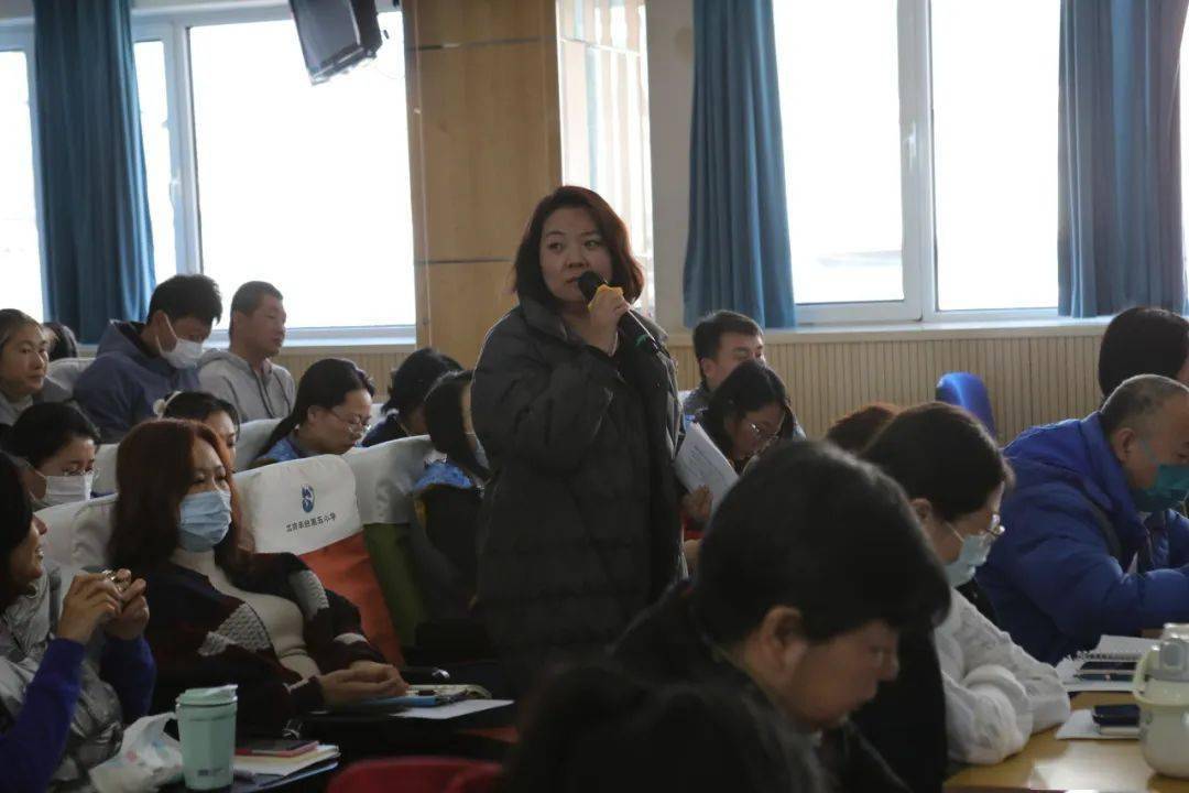 【幸福五小 深化教研】高品质教研 更专业发展——丰