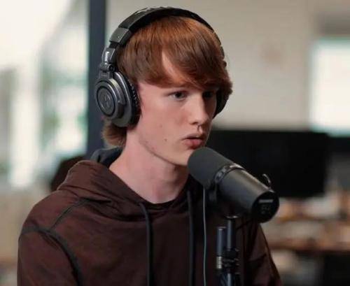 团队中的"00后"will depue,2022年从密西根大学计算机系本科毕业.