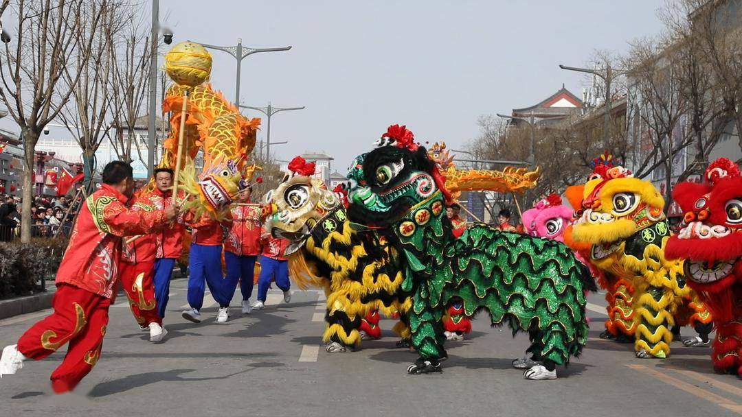 陕北榆林过大年|35支秧歌队亮相榆林古城!