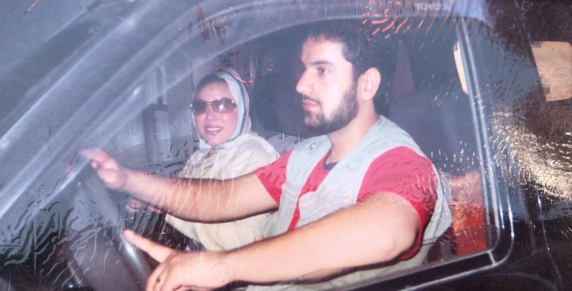 姑娘远嫁阿富汗小伙,帮丈夫年入百万,如今他们怎样了_阿吉_彩香_弟弟