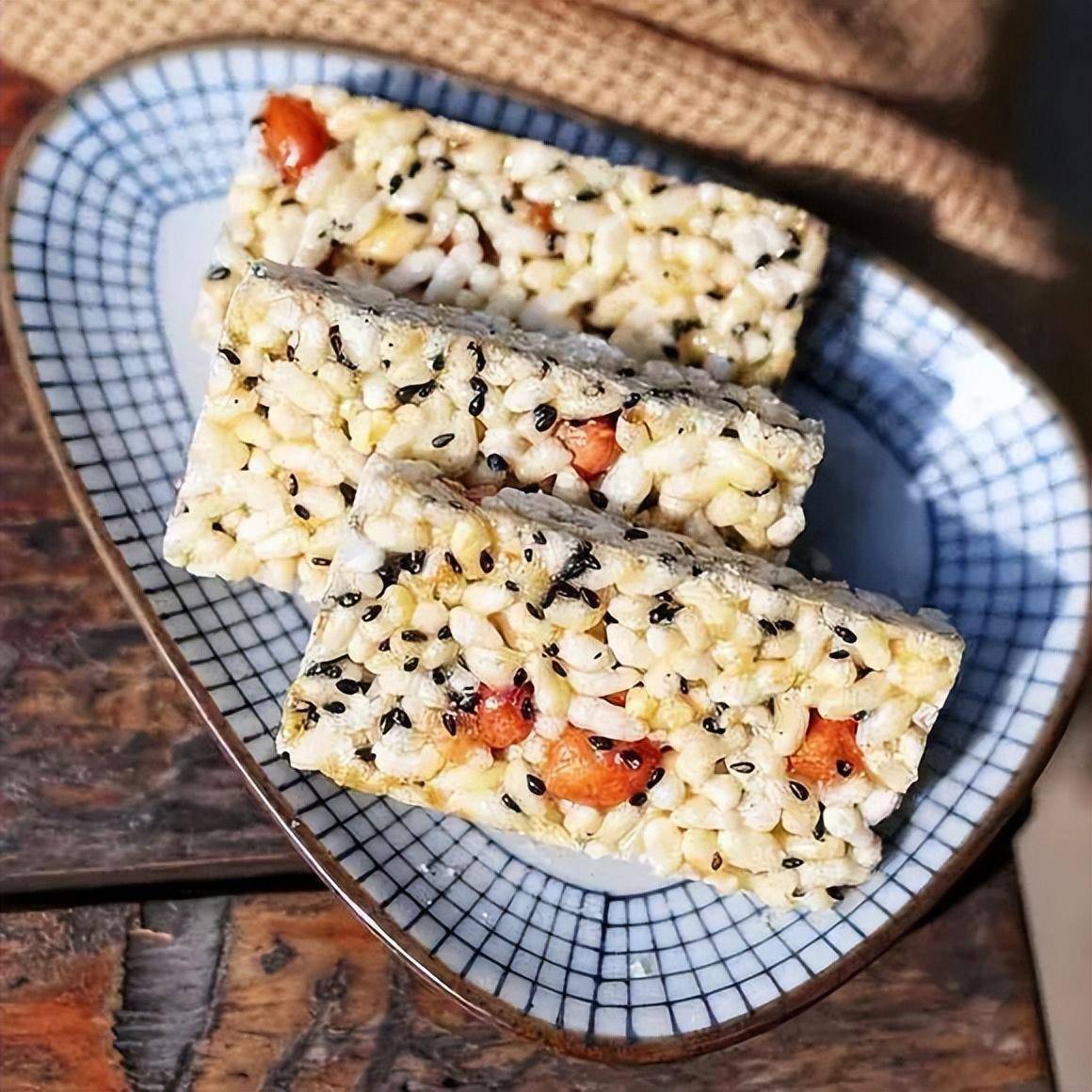 悦读北外滩 | 熬糖,温暖的年味_炒米_来源_左手