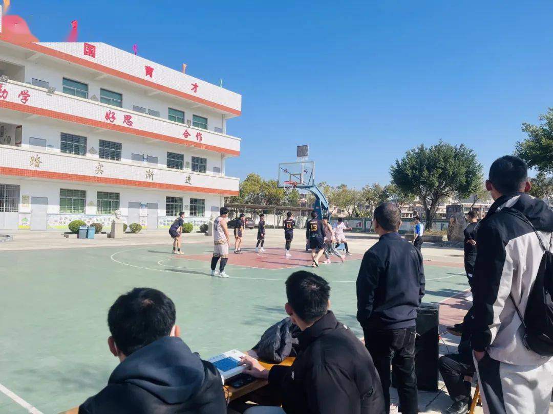 丰州镇旭山村工会在旭山村新时代文明实践站举行元宵游园活动,活动