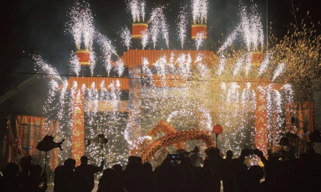 张颂文 《繁花》团队来三水芦苞拍片!_片子_小米_观众