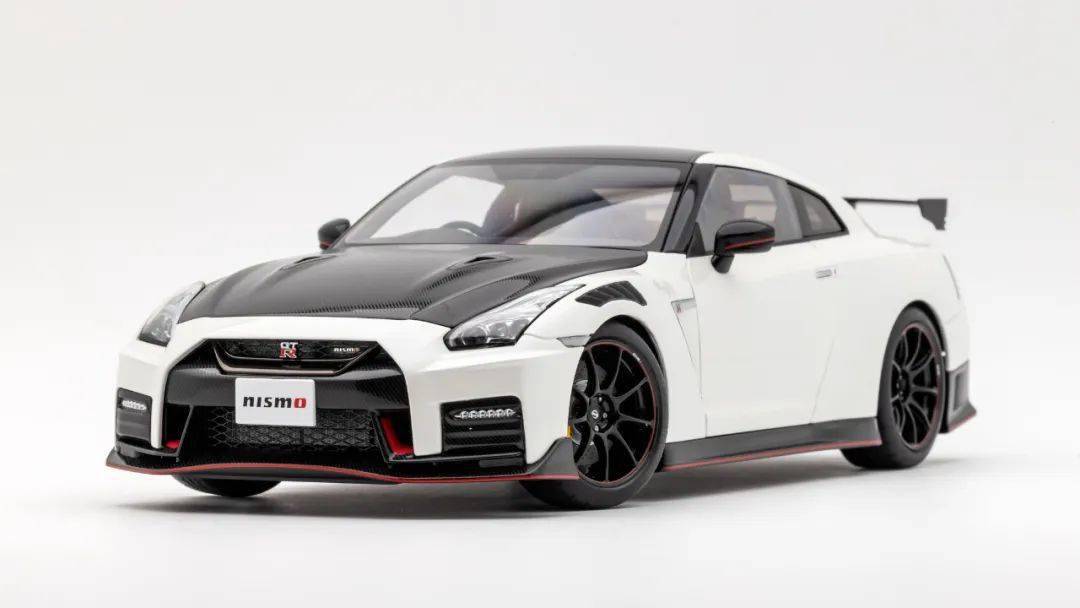 你大爷就是你大爷,autoart gtr r35 nismo 2022模型试玩_nismo_独立
