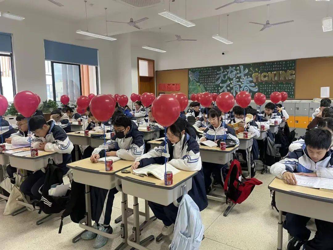 台州校园开学现场"热辣滚烫"_幼儿园_仪式_中心