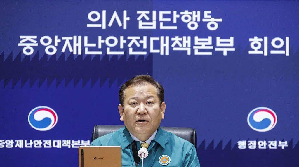 超1万名韩国医生辞职，护士将承担部分医生业务