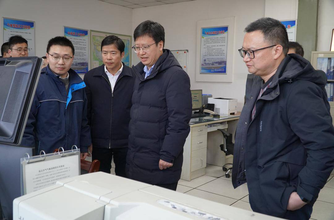 江苏省气象局赴扬州泰州国际机场调研交流_发展_航空_服务