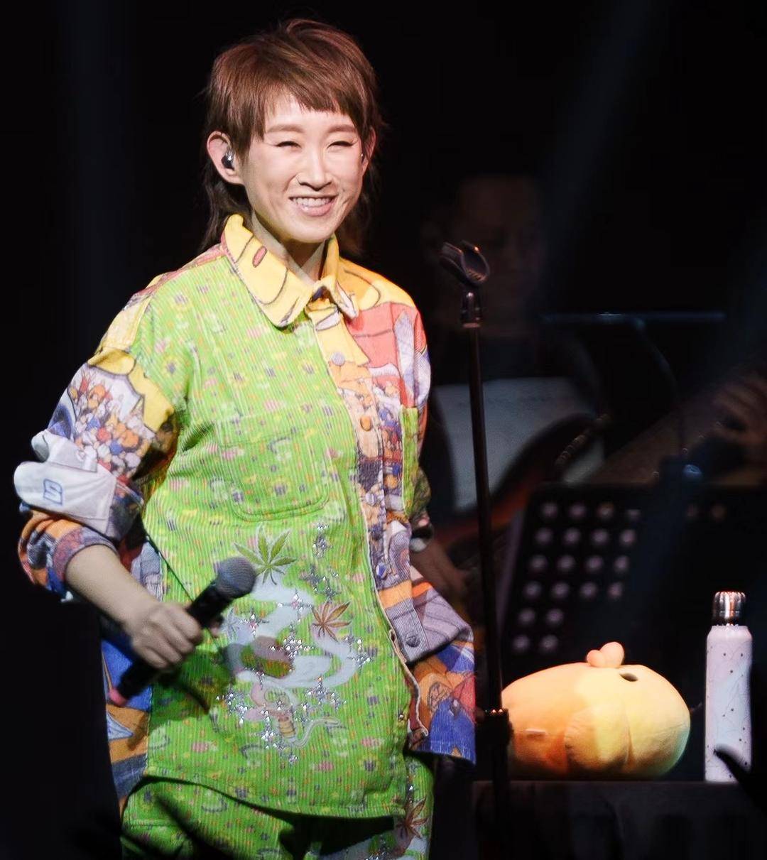 王菀之,一个会演戏的歌手_猪猪_音乐会_角色