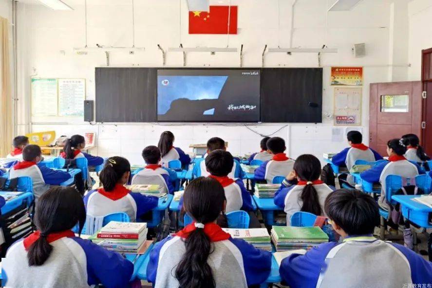 【督导评价】石桥中学丨打造"红·润"特色 强化品牌育人_红色_精神