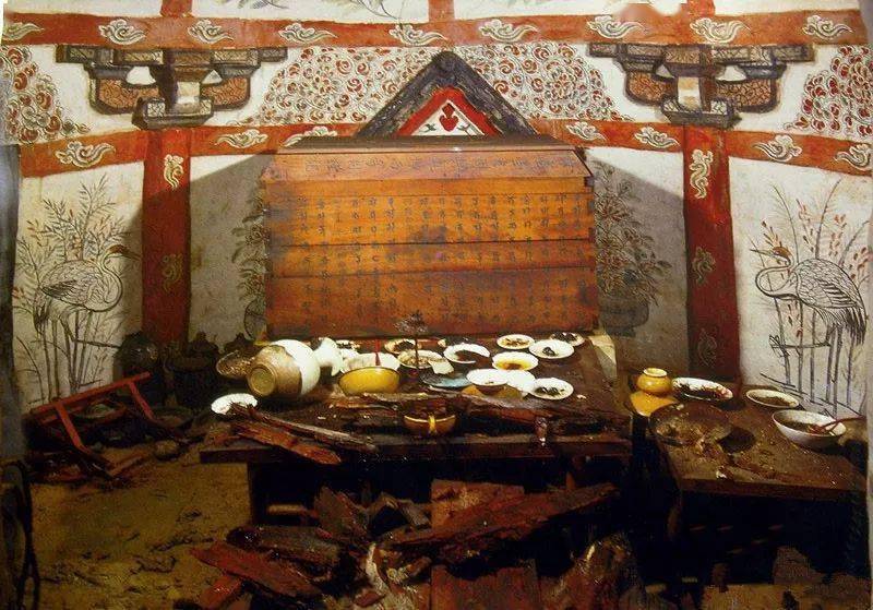 古墓发掘现场,惊现一桌1000年前的酒菜!_生活_张文藻_千年