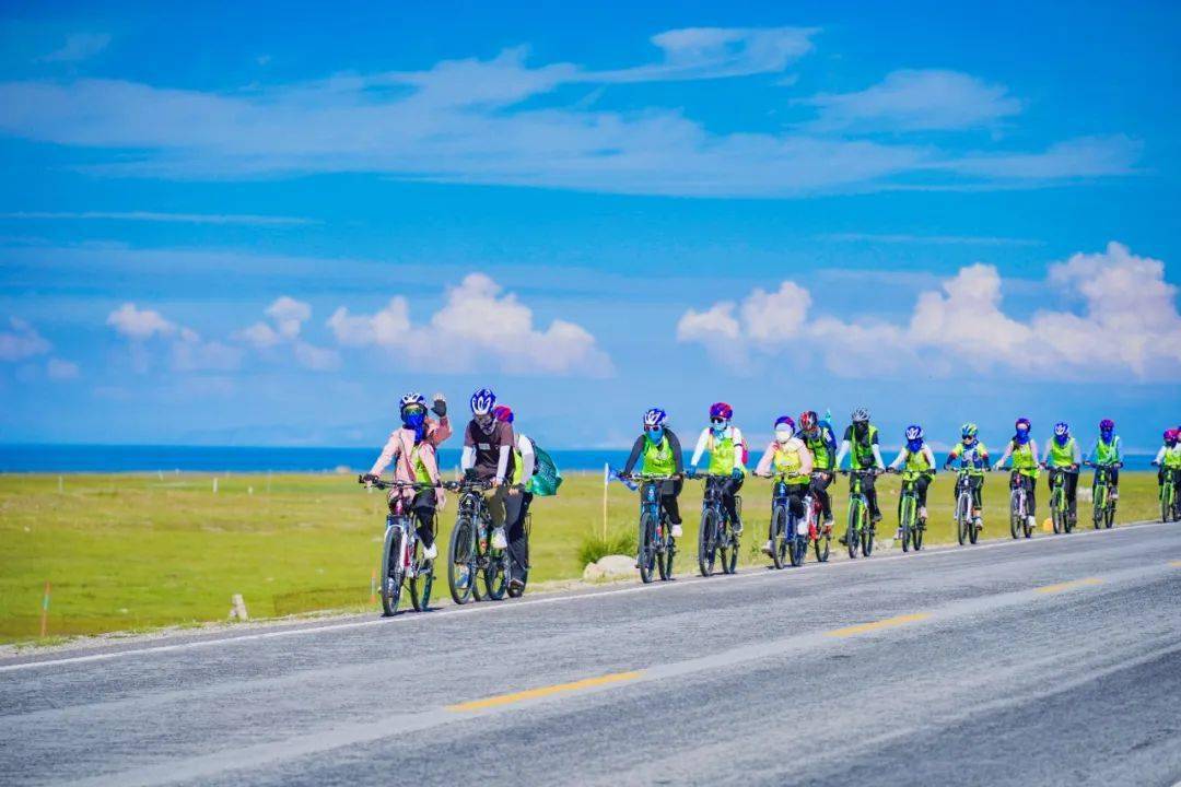 2024暑假骑行中国丨青海湖骑行游学营_高原_草原_唐卡