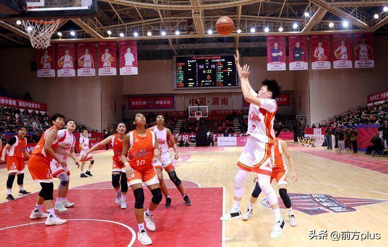 "西北红狼"主场3分惜败武汉女篮_球迷_比赛_陕西