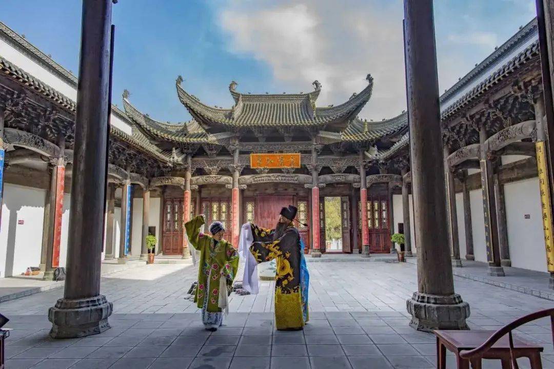 09  龙仰书院电话:0717-3101777地址:远安县旧县镇鹿苑村二组08  鹿苑