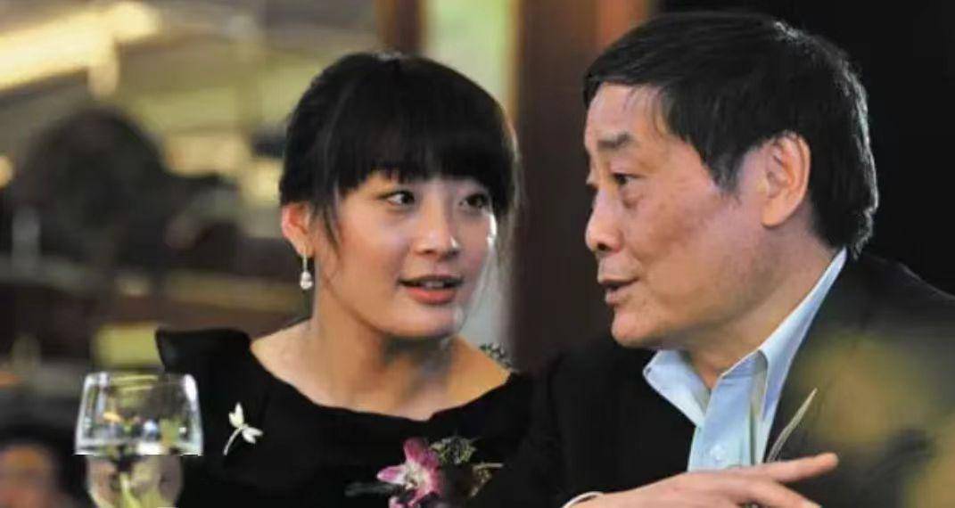 一代传奇宗庆后:3次问鼎中国首富,与妻子一见钟情,最牵挂的是女儿的