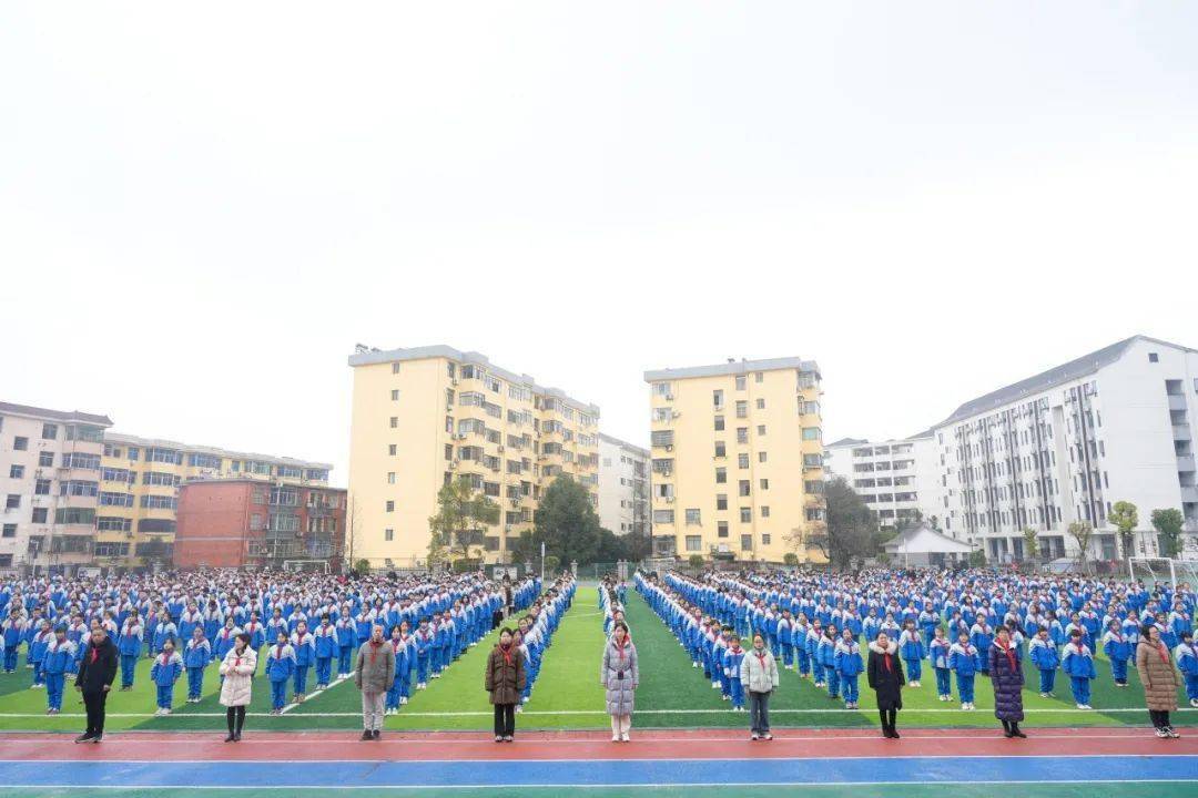 全省各地市爱国主义教育进校园活动集锦_国旗_宜春市_小学