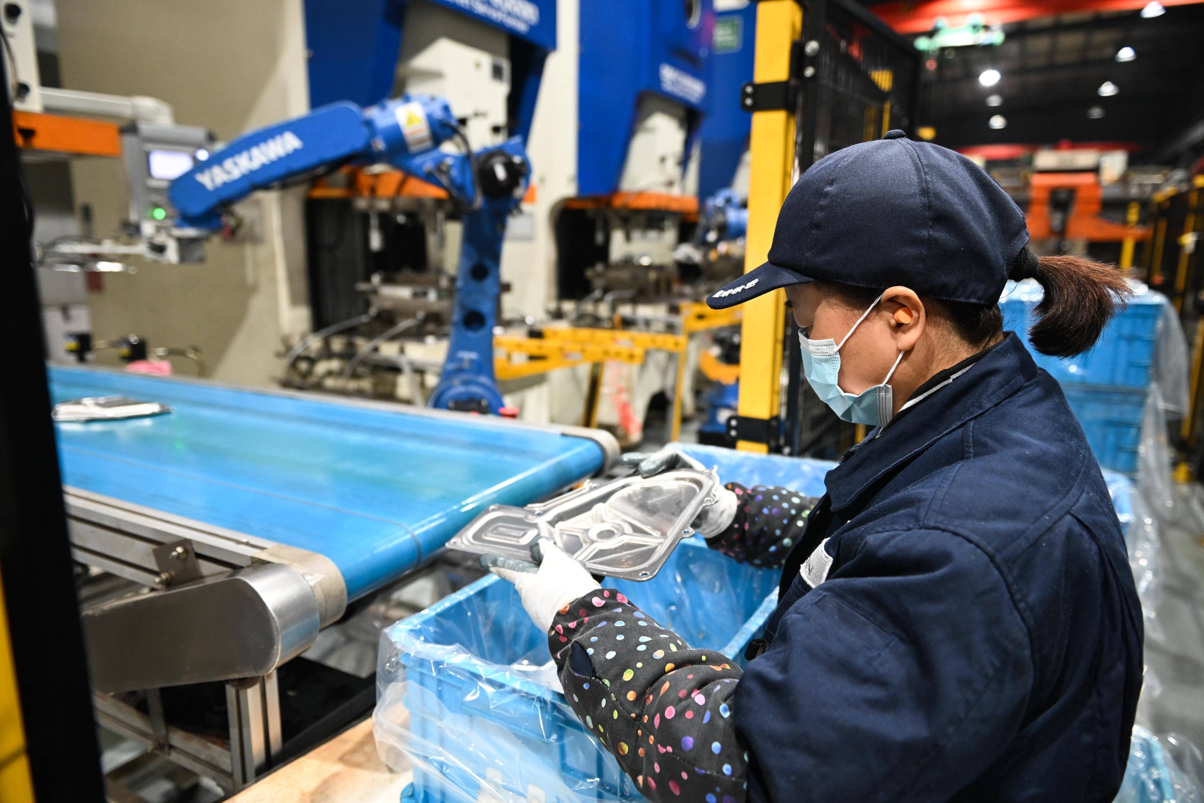 江苏无锡:"智改数转网联"为制造业高质量发展提供新动能_新华社_智能