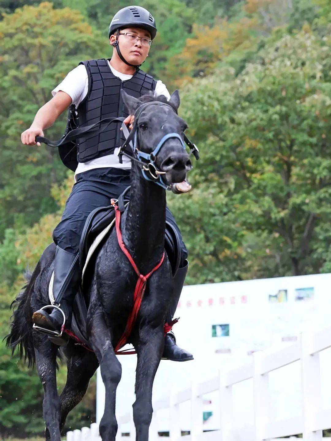 嘿勇者快来临海control开启专属于你的飞驰人生