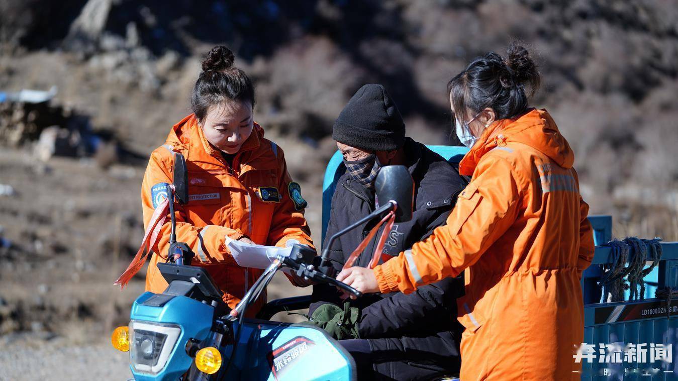 以林为家 她用细心和挚爱守护一方绿水青山_铁万梅_工作_森林