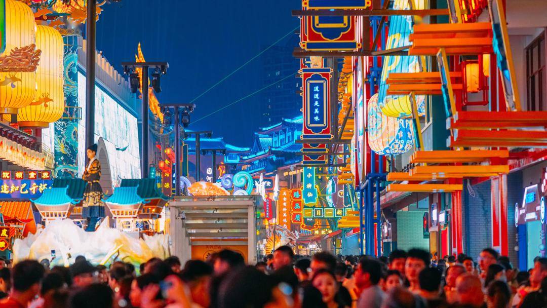 "灯火兰山·新琅琊"国潮市集一座城市,一种活力,一份体验,氤氲于烟火