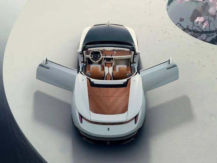 陆上游艇 劳斯莱斯逐影arcadia官图发布