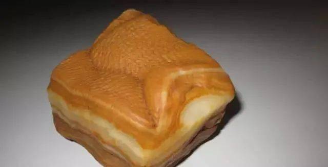 肉石都有独特的韵味,是送礼和装饰,收藏的上好佳品,肉石可寓意为,年年